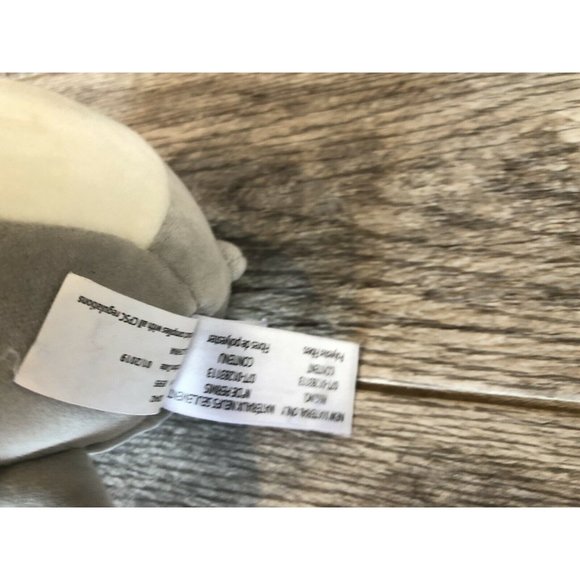 Squishmallow Gordon Gray Shark 6" Fins Closed Mouth No Teeth Stuffed Plush Toy - Picture 3 of 9